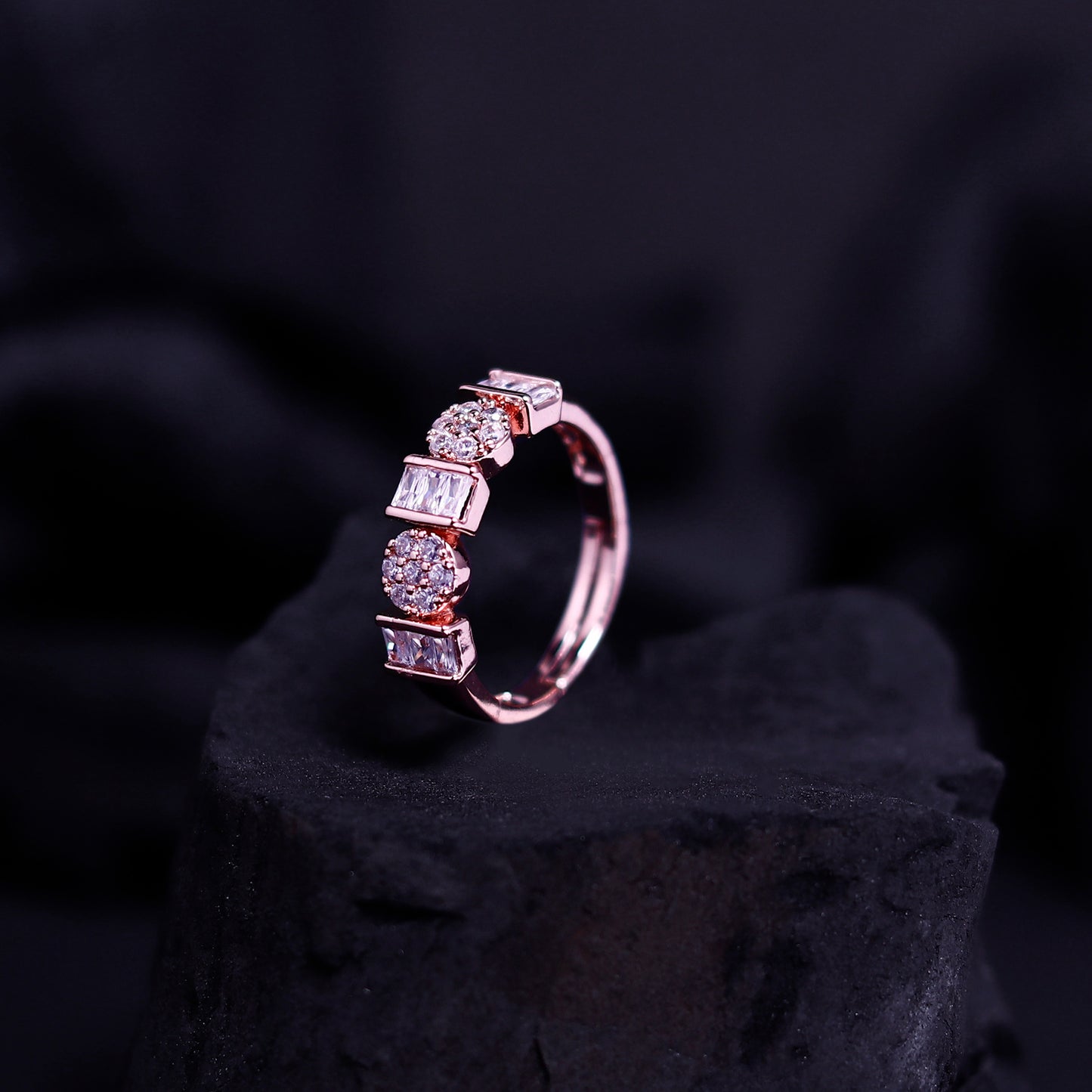 Cherly Bold & Beautiful Rose Gold-Plated Band Ring